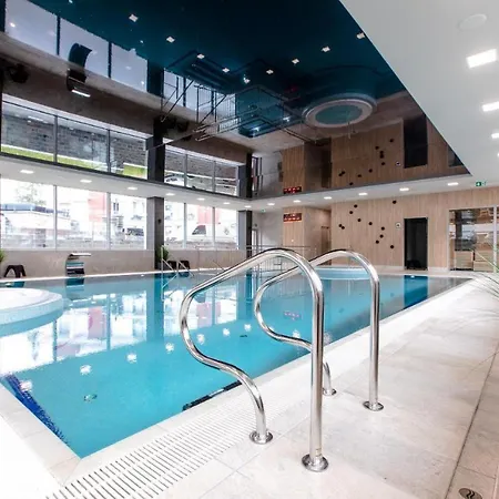 Miodowy Z Duzym Tarasem W Rewalu, Blisko Morza * Rewal