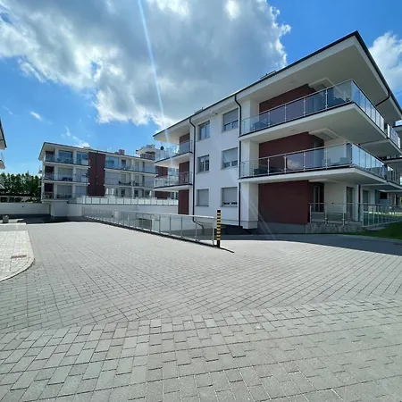 Appartamento Miodowy Z Duzym Tarasem W Rewalu, Blisko Morza